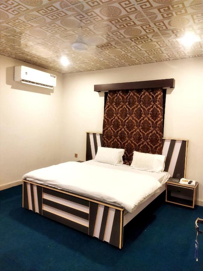Hotel Royal Sweet Lahore Bagian luar foto
