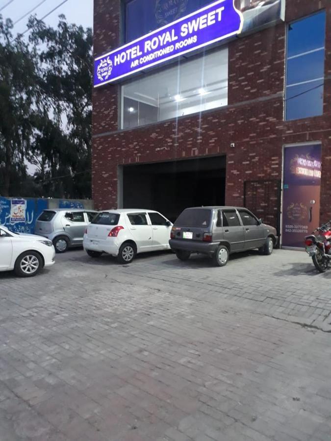 Hotel Royal Sweet Lahore Bagian luar foto